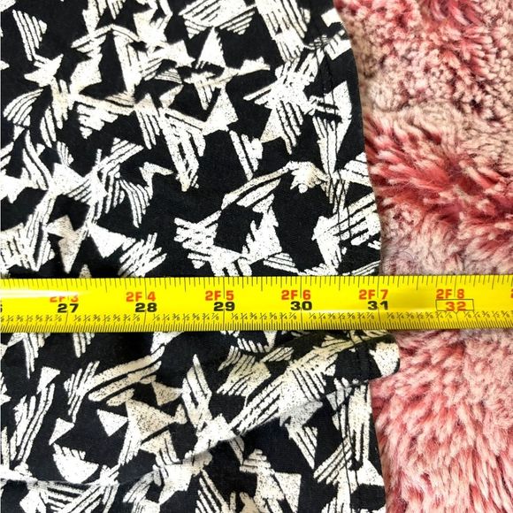 Aeropostale Graphic Graphite Black and White Geometric Fit & Flare Dress - Picture 9 of 9